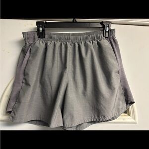 Nike Dri-FIT Women’s Gray Athletic Shorts L Drawstring Pockets Elastic Waist
